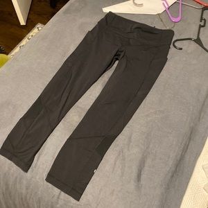 Lulu cropped leggings